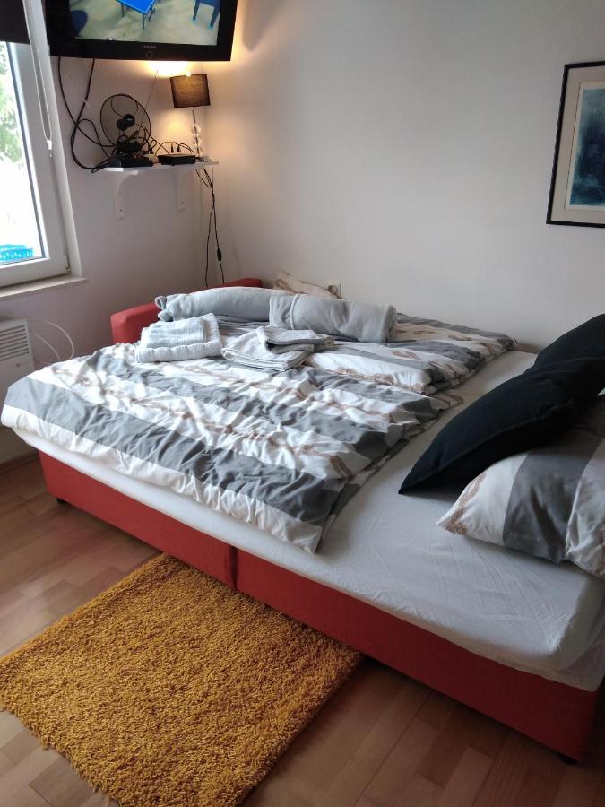 Holiday Home Nature Plesivica 亚斯特雷巴斯科 外观 照片