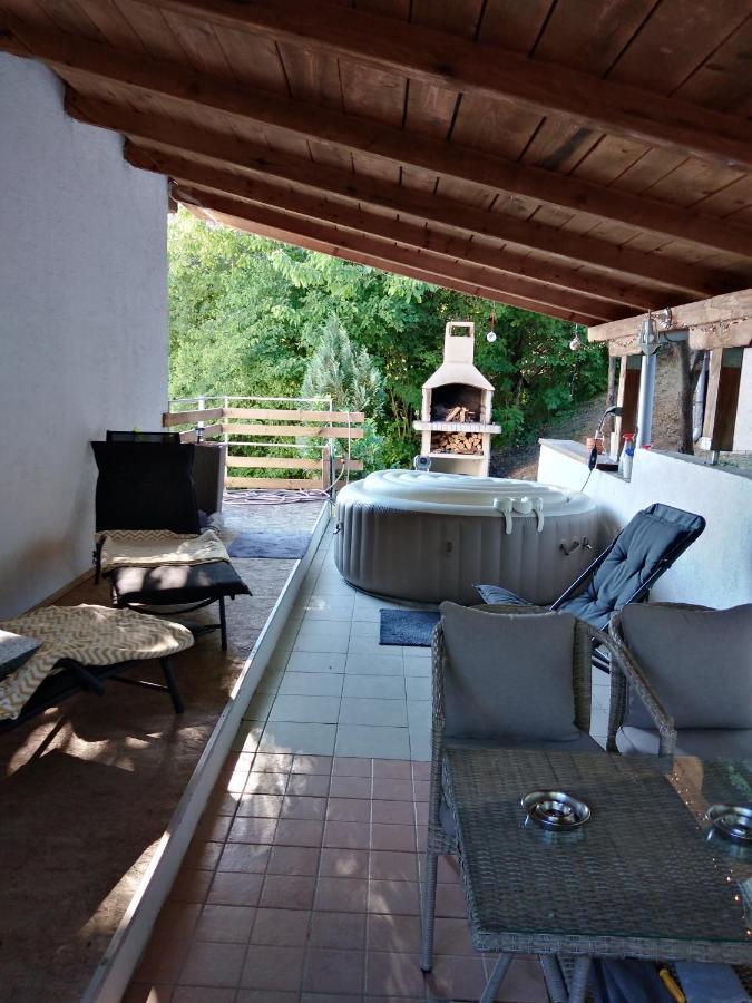 Holiday Home Nature Plesivica 亚斯特雷巴斯科 外观 照片