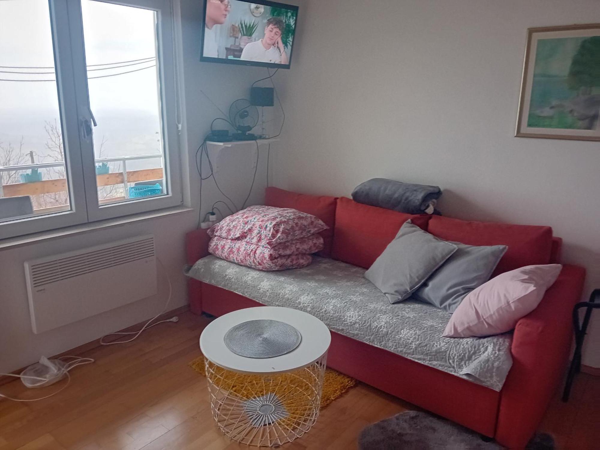 Holiday Home Nature Plesivica 亚斯特雷巴斯科 外观 照片